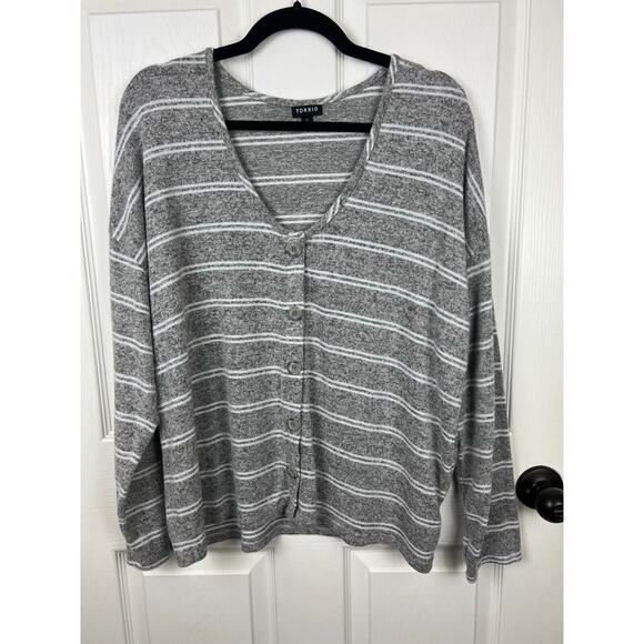 Torrid Super Soft Striped V-Neck Sweater 2X Gray White Pullover Preppy Academia - Picture 9 of 10